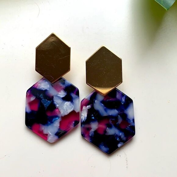 Jewelry - Geo Metal Acrylic Purple Earrings